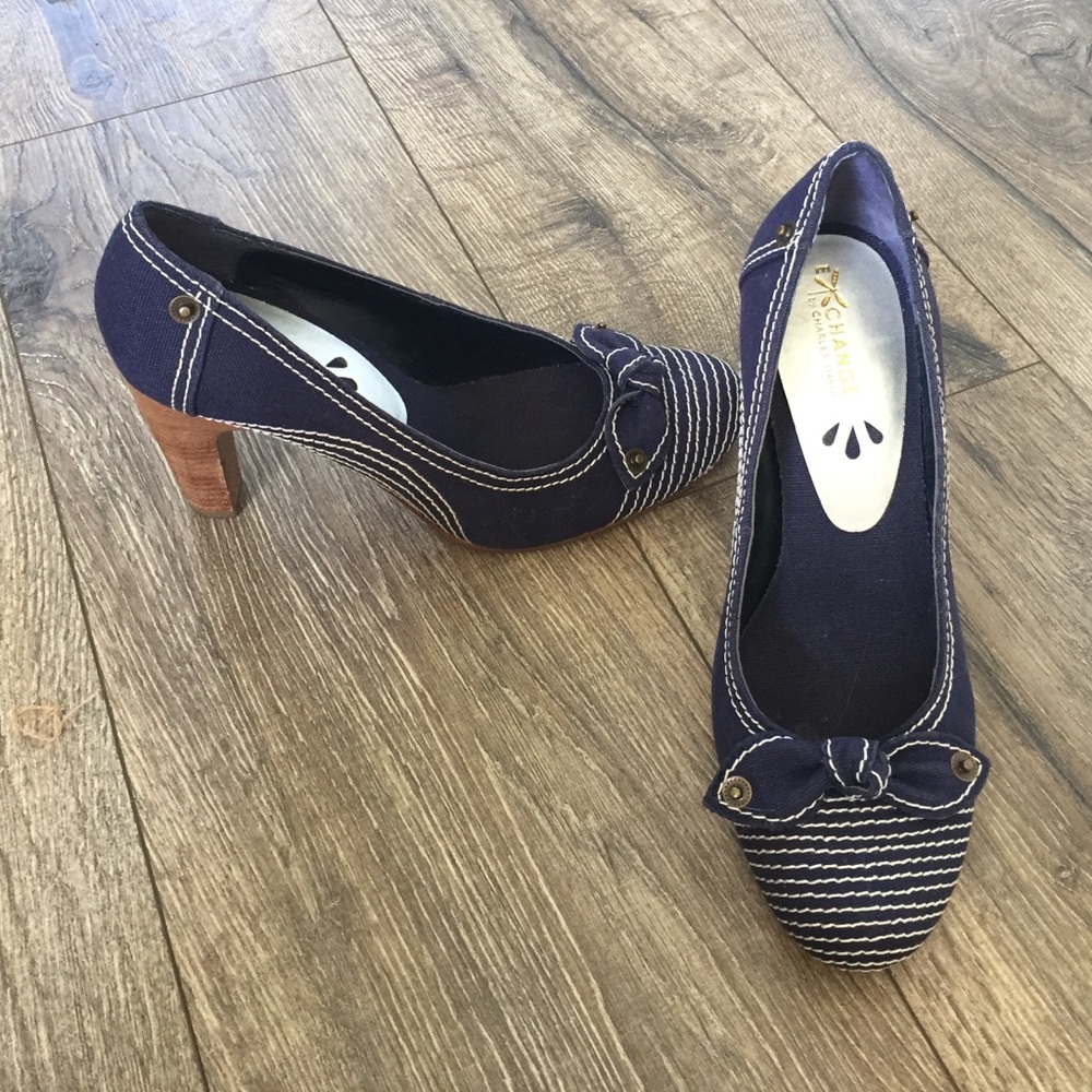 Navy Heels